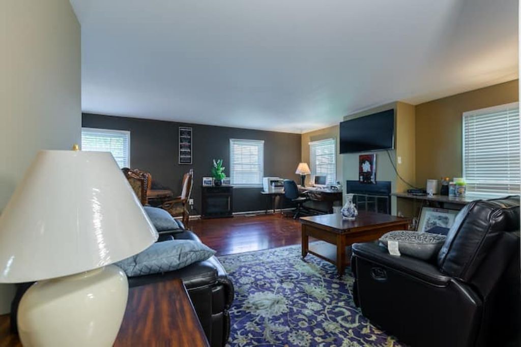 Photo of Livingroom in Fairfax