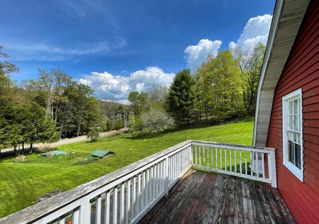 Photo of Patio Balcony in Long Eddy