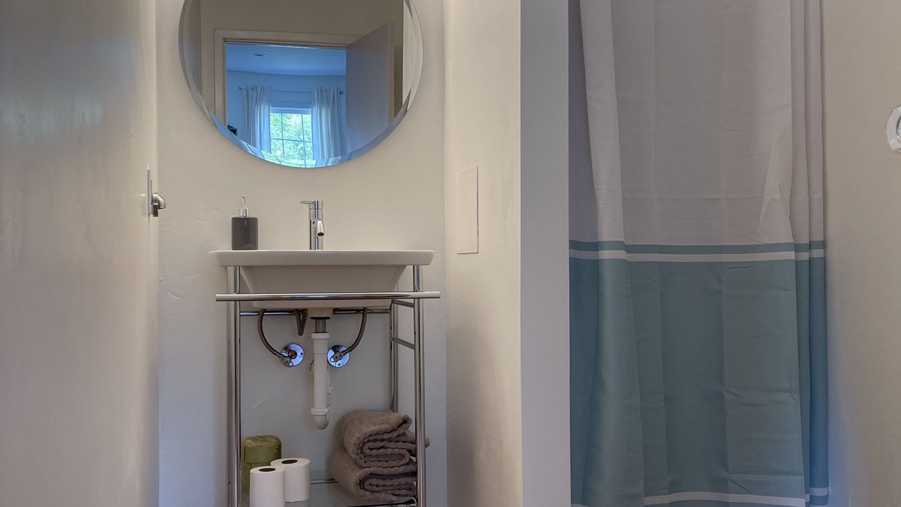 Photo of Bathroom in Long Eddy