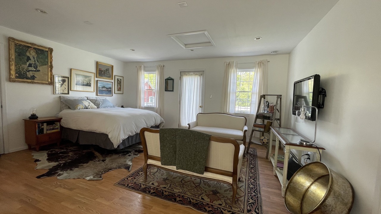 Photo of Bedroom in Long Eddy