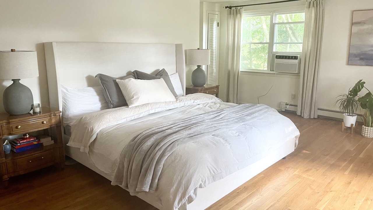 Photo of Bedroom in Baiting Hollow