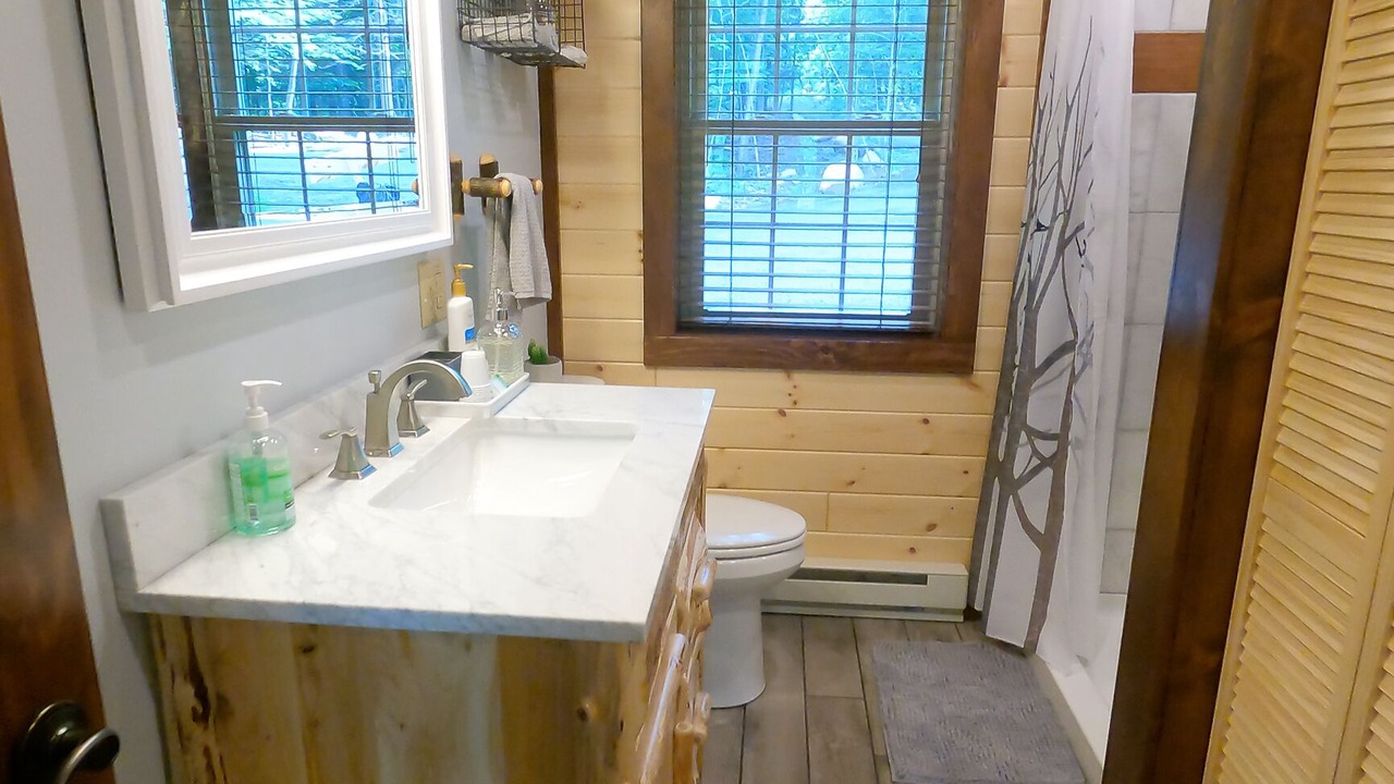 Photo of Bathroom in Glenfield