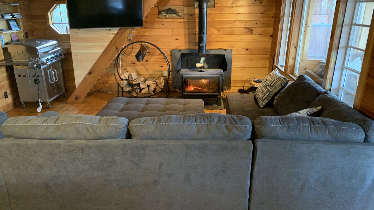 Photo of Livingroom in Farmington Falls