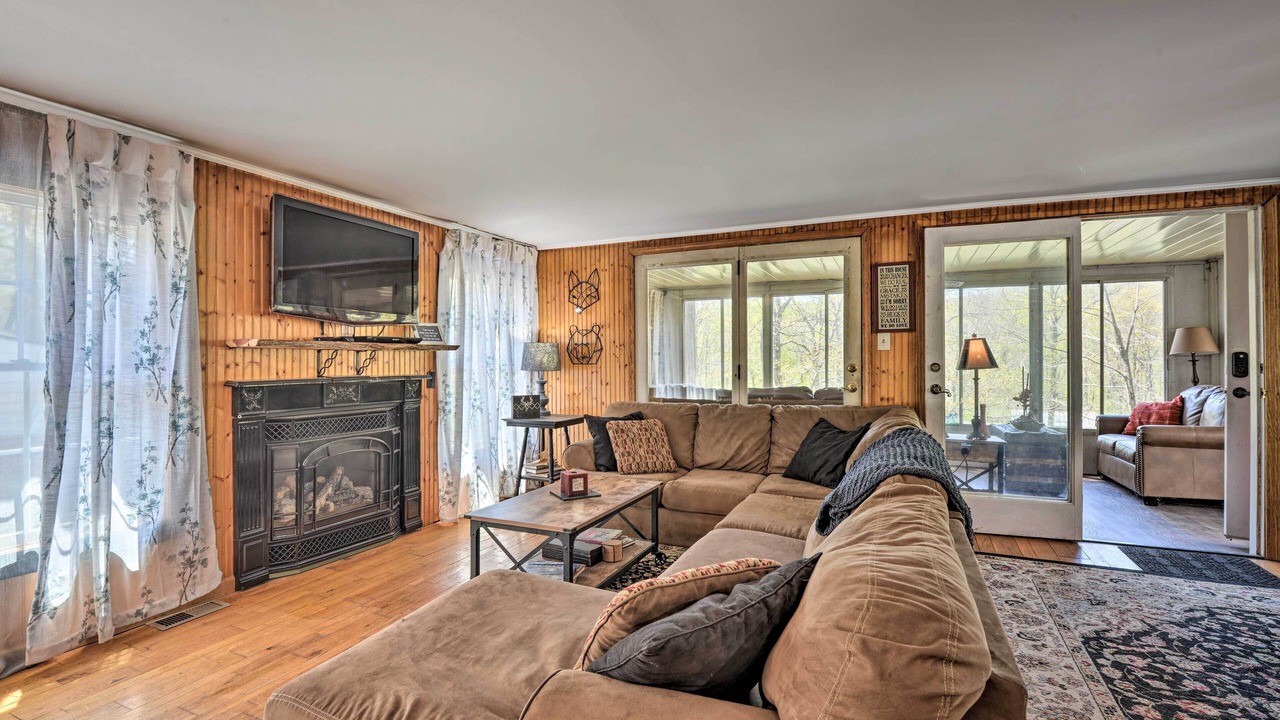 Photo of Bedroom in High View
