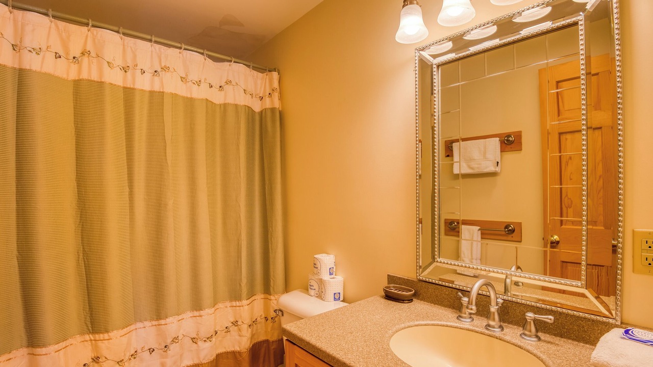 Photo of Bathroom in Rangeley