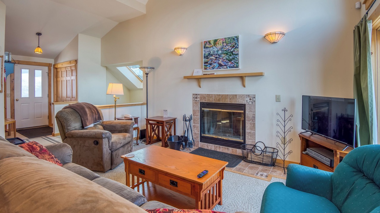 Photo of Livingroom in Rangeley
