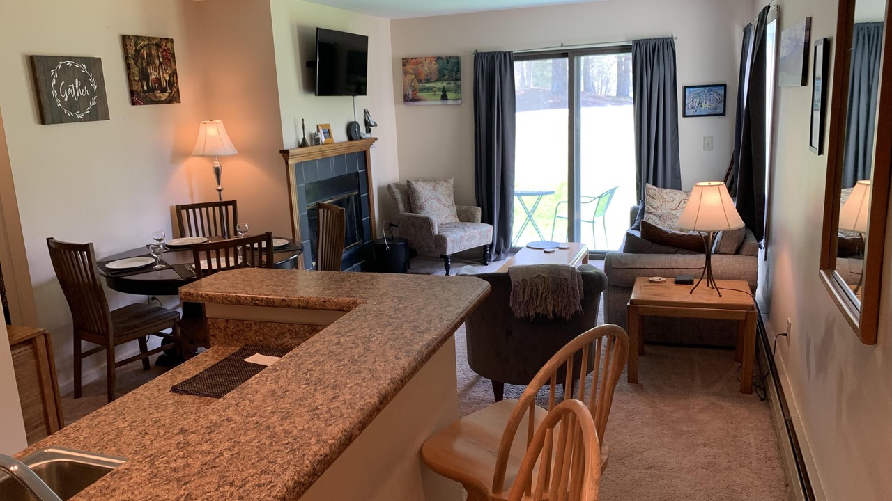 Photo of Livingroom in West Dover