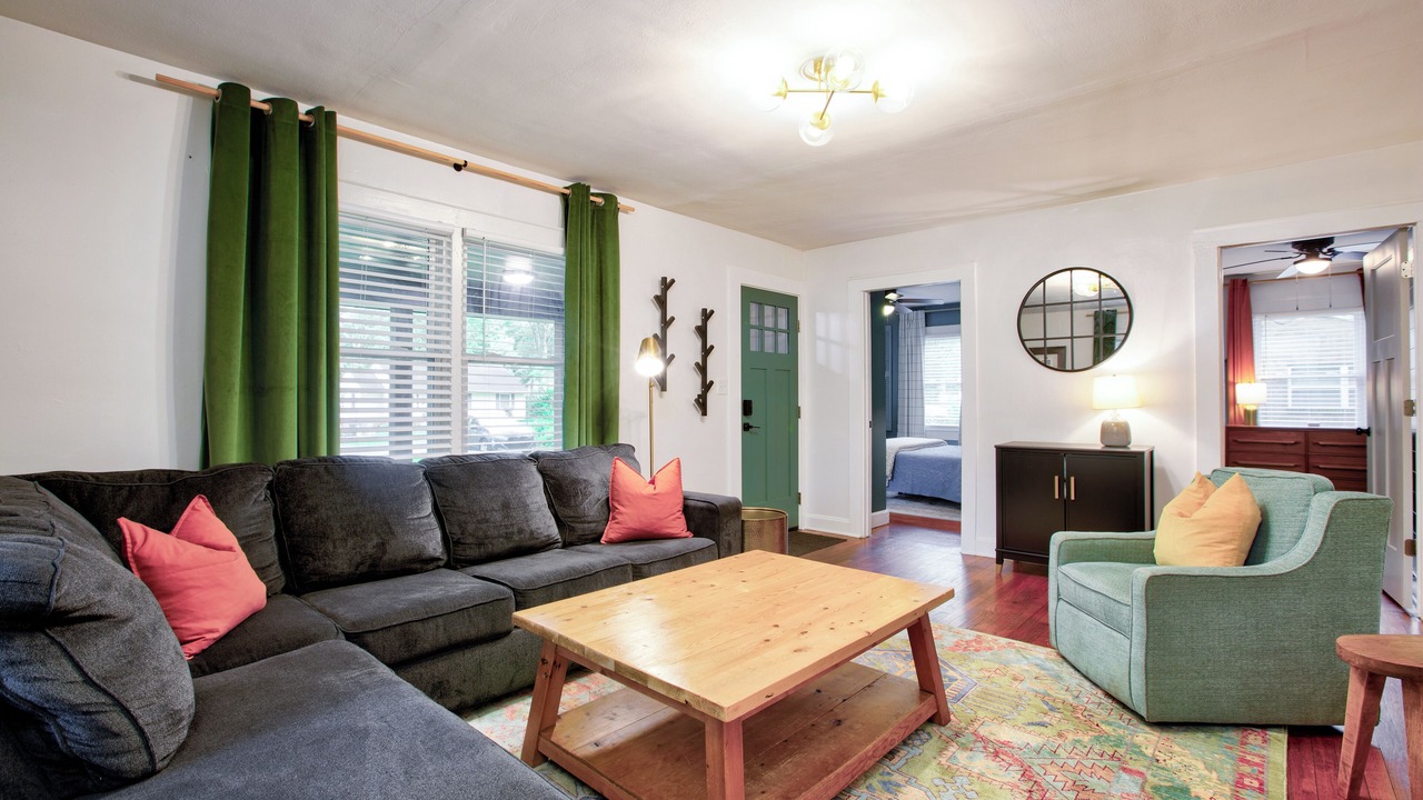 Photo of Livingroom in Winston - Salem
