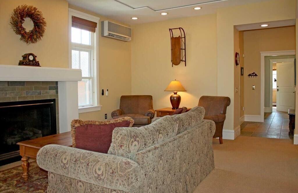 Photo of Livingroom in Proctorsville