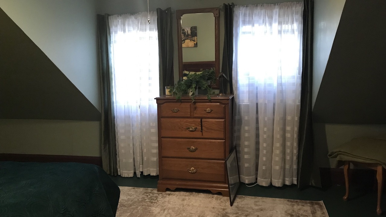 Photo of Bedroom in Glens Falls