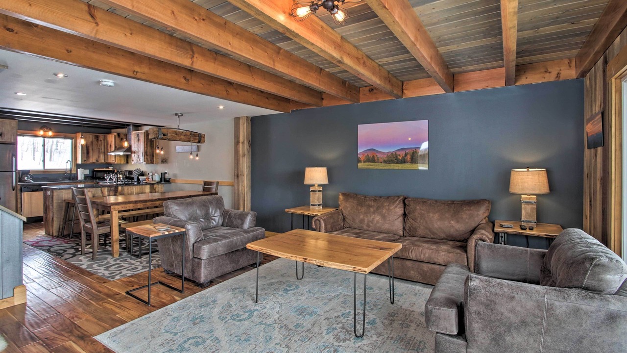 Photo of Livingroom in East Burke