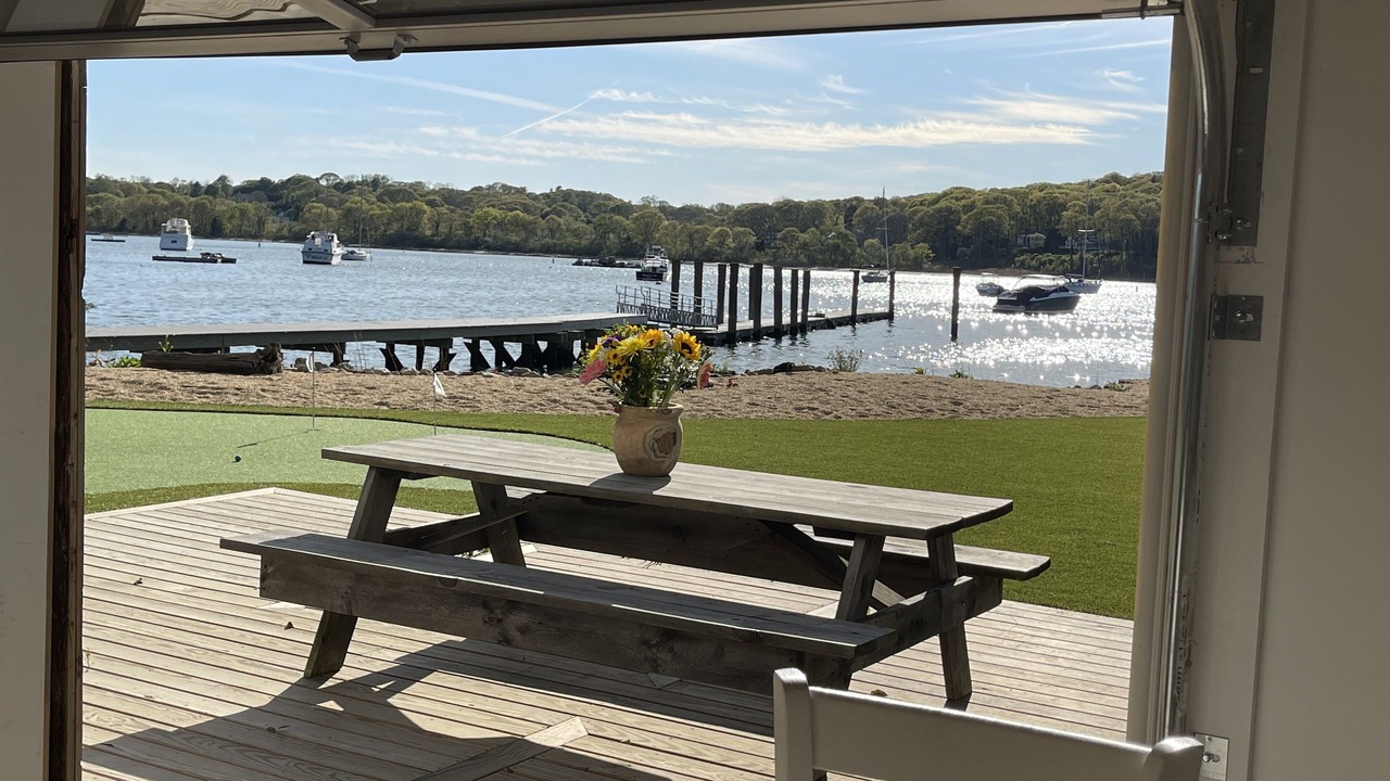 Photo of Outdoor in Northport