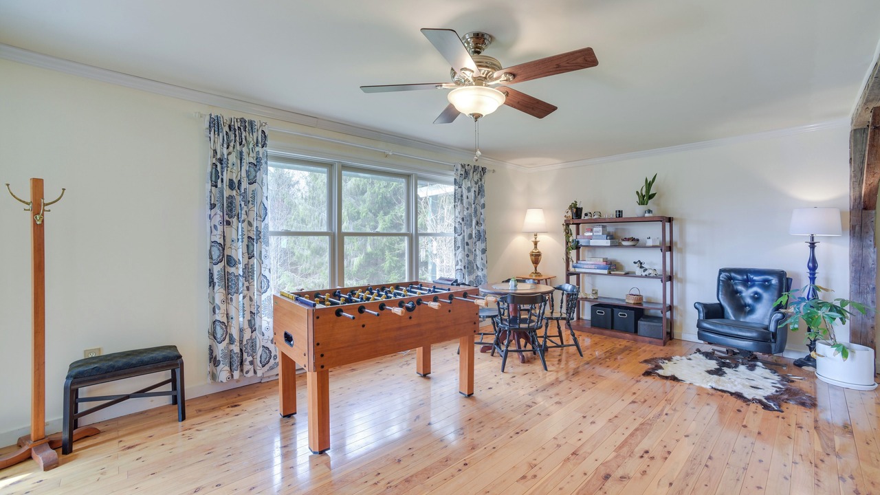 Photo of Bedroom in Burlington Flats