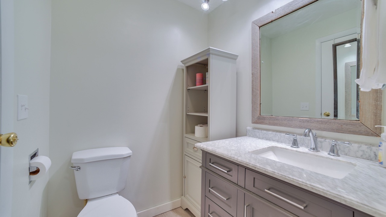 Photo of Bathroom in Burlington Flats
