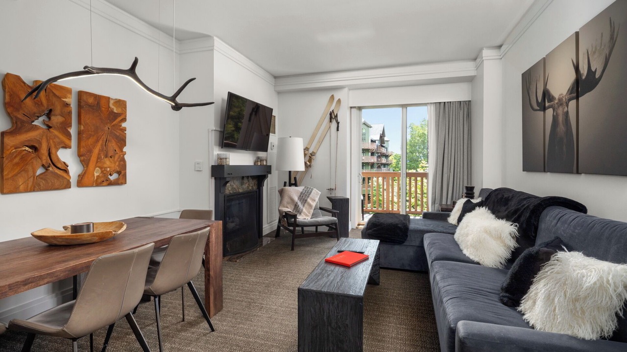 Photo of Livingroom in Stowe Area
