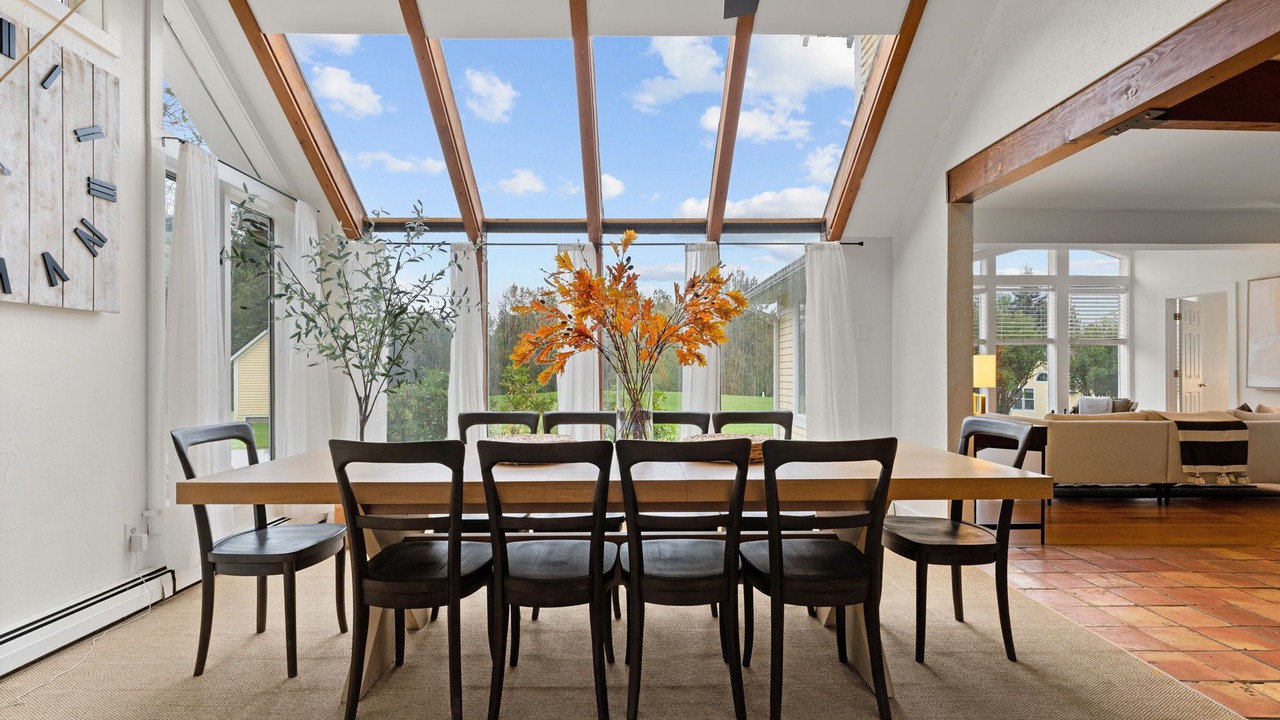 Photo of Livingroom in Mendon