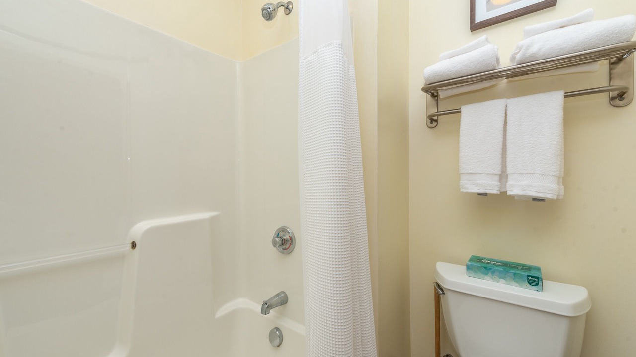 Photo of Bathroom in Thayerville