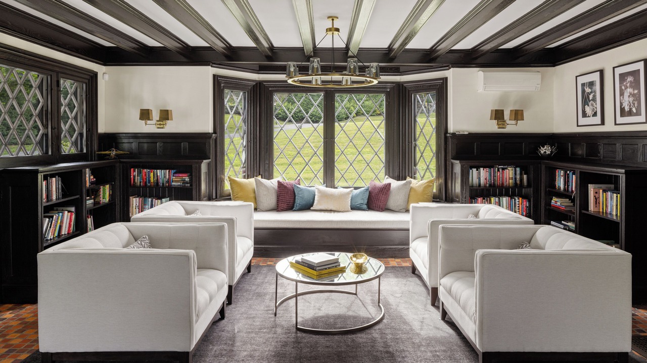 Photo of Livingroom in West Park