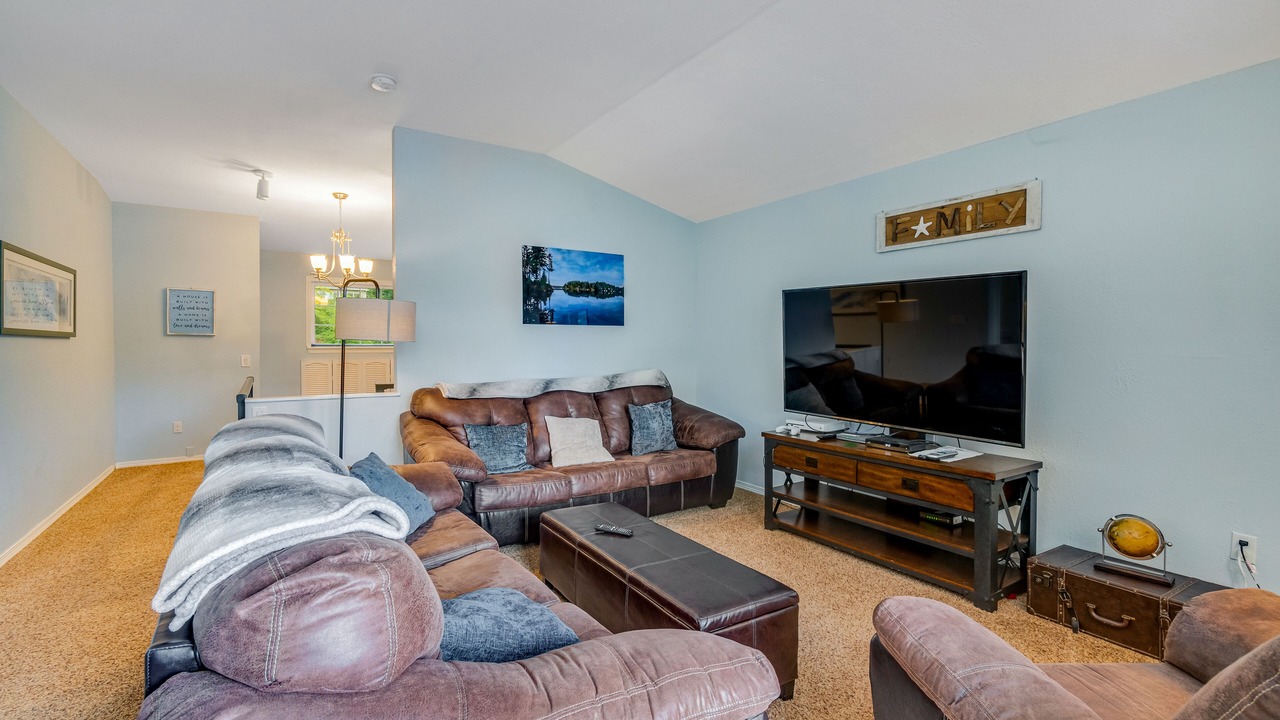 Photo of Livingroom in Dunes City