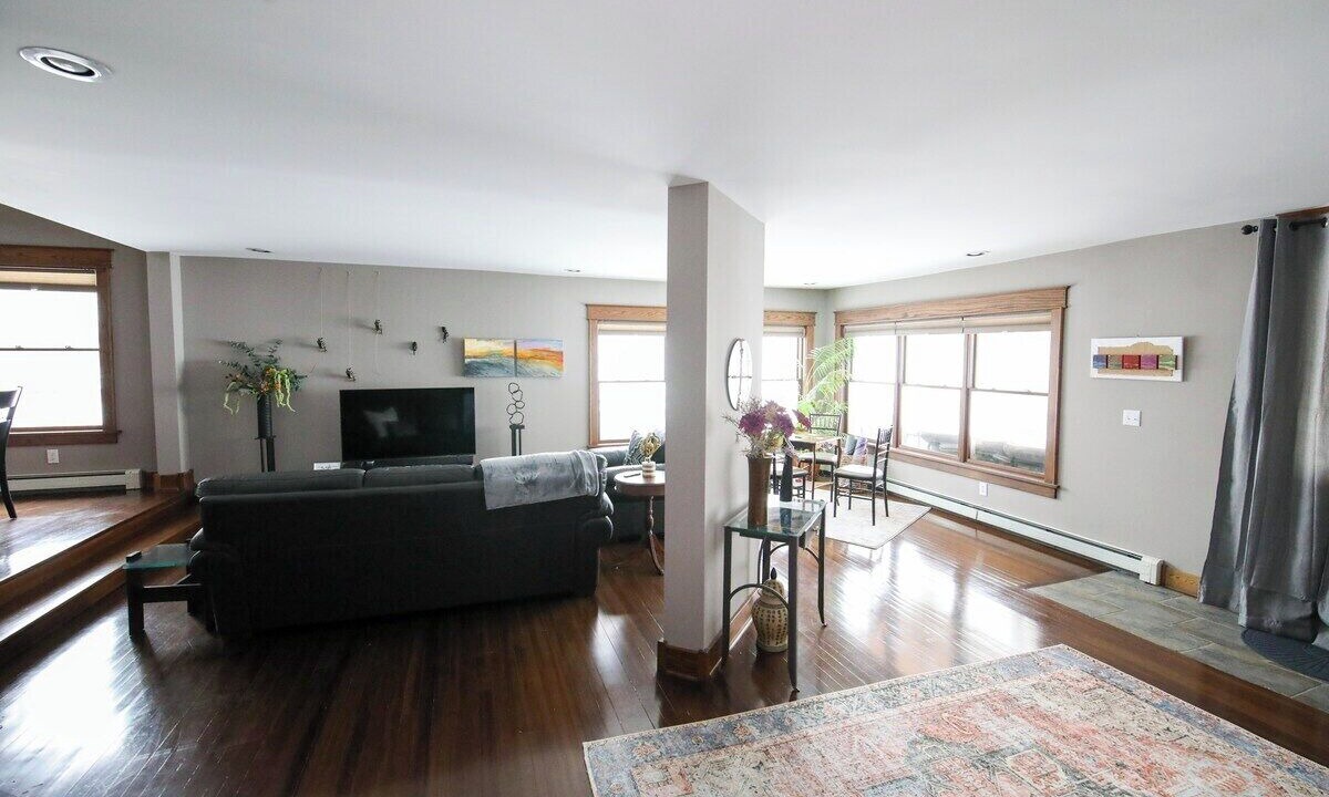 Photo of Livingroom in Schroon Lake