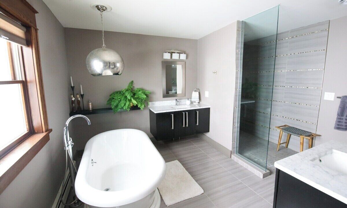 Photo of Bathroom in Schroon Lake