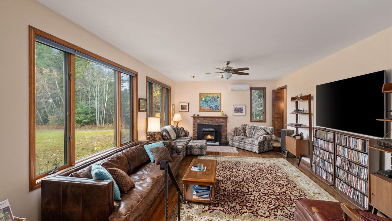 Photo of Livingroom in Morrisville