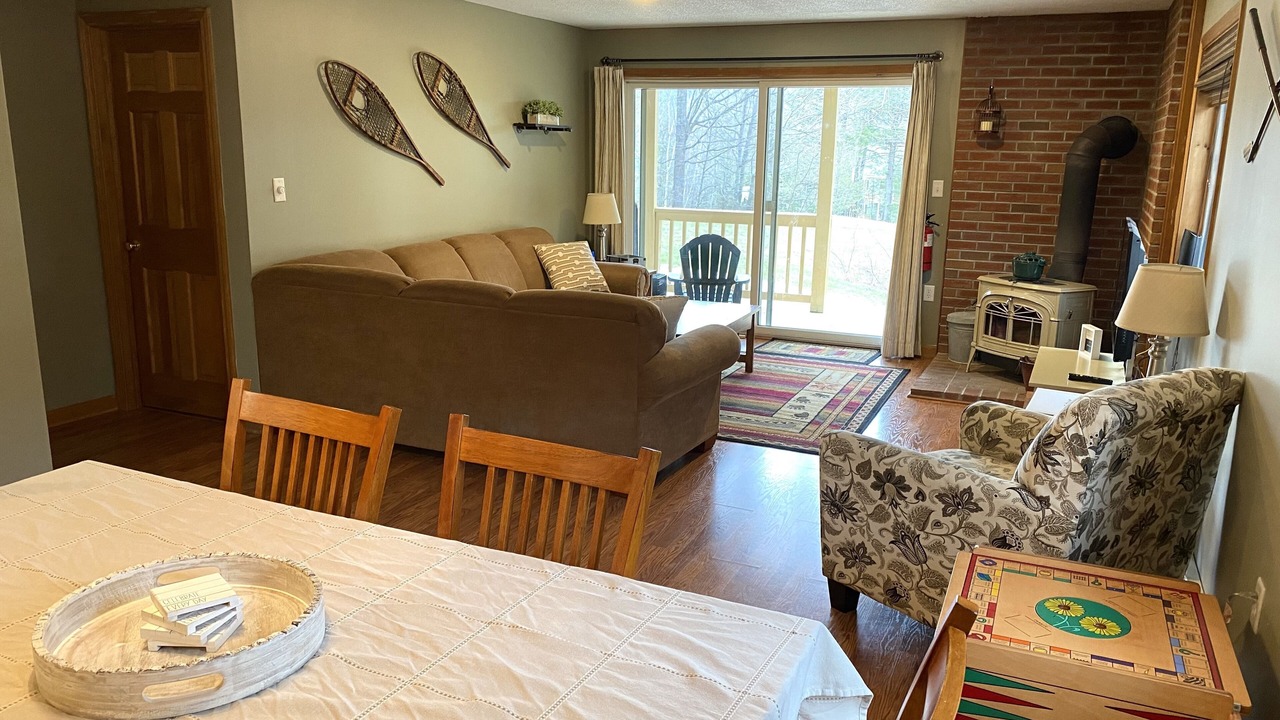 Photo of Livingroom in North Conway