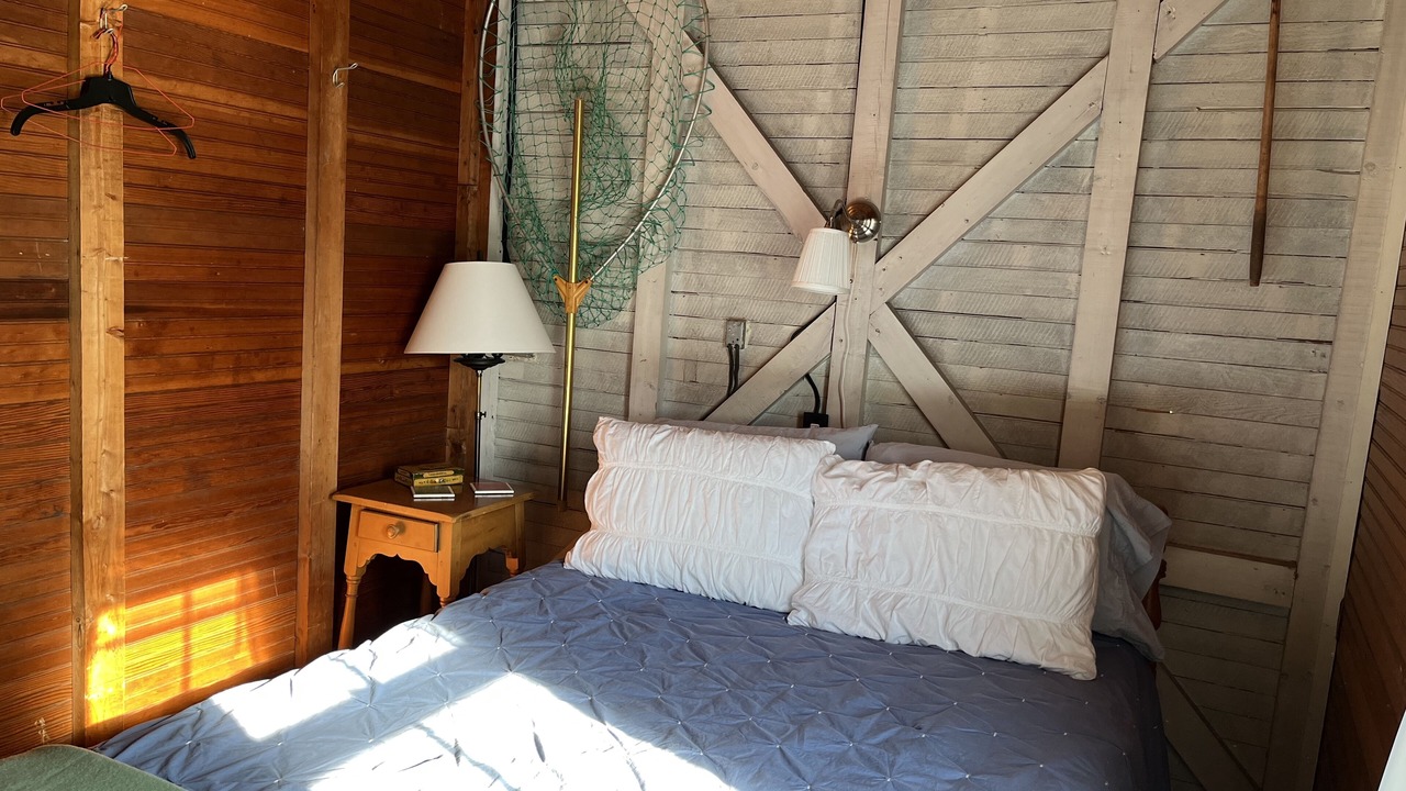 Photo of Bedroom in Fishers Landing