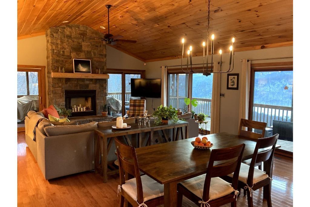 Photo of Livingroom in Baker