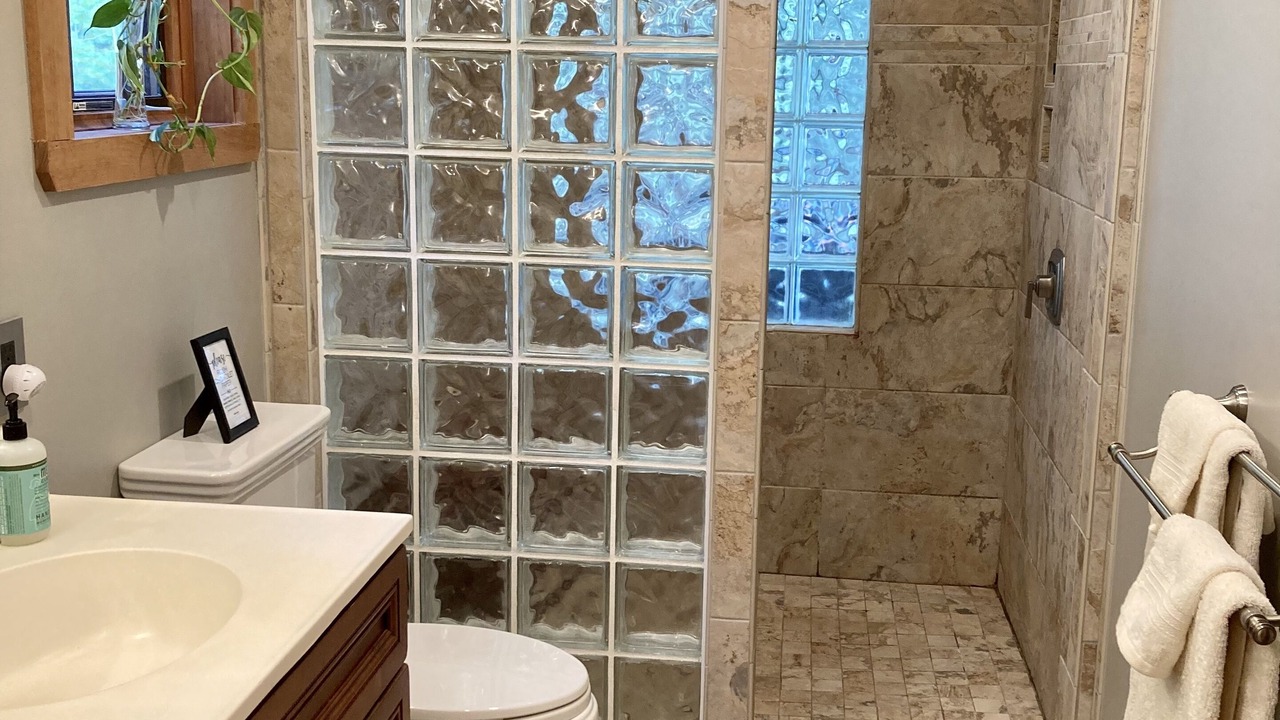 Photo of Bathroom in Baker