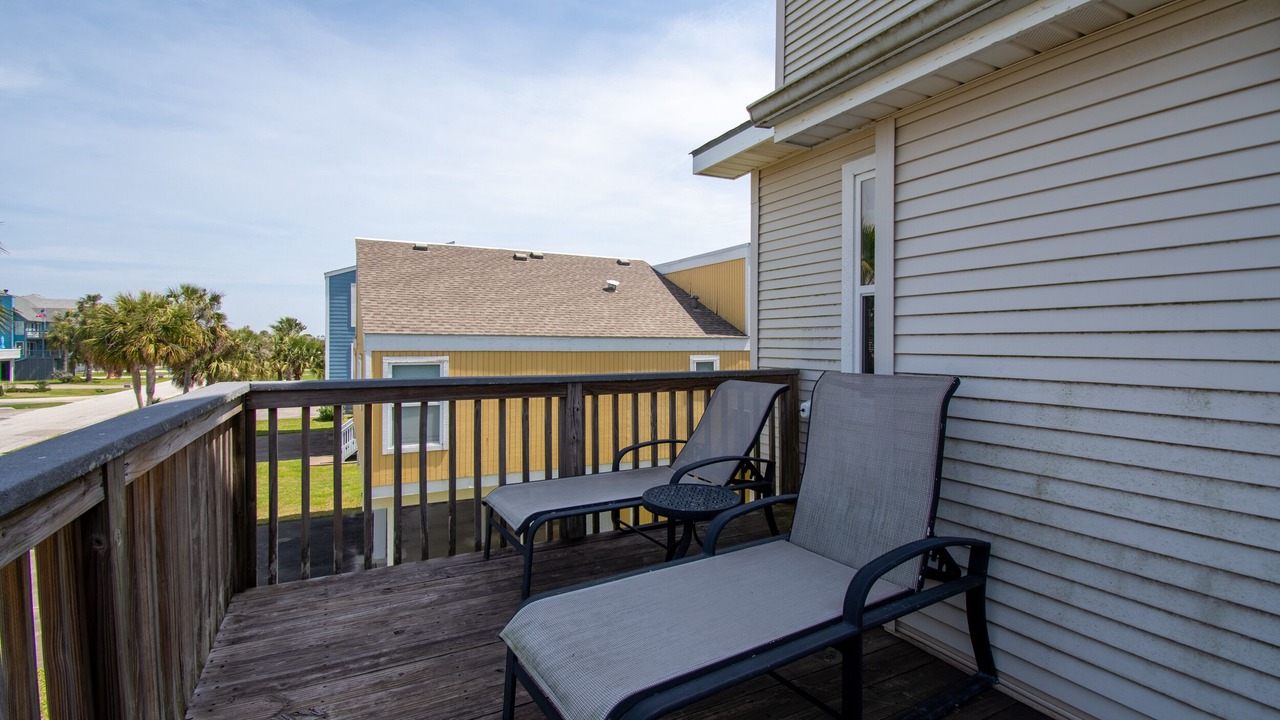 Photo of Patio Balcony in Pirates Beach