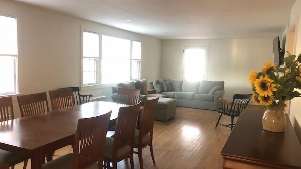 Photo of Bedroom in Hamilton