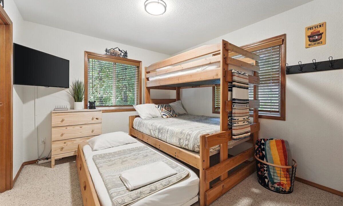 Photo of Bedroom in Rhododendron