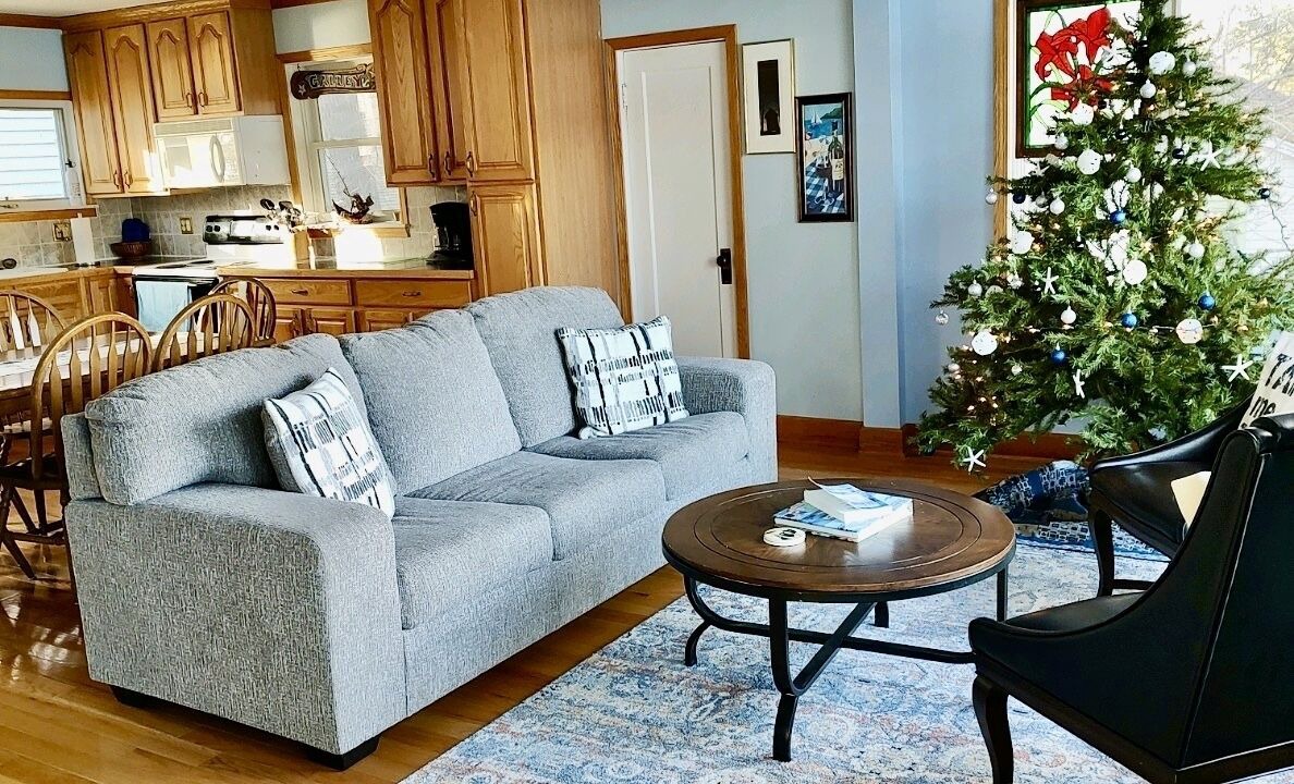 Photo of Livingroom in Honeoye