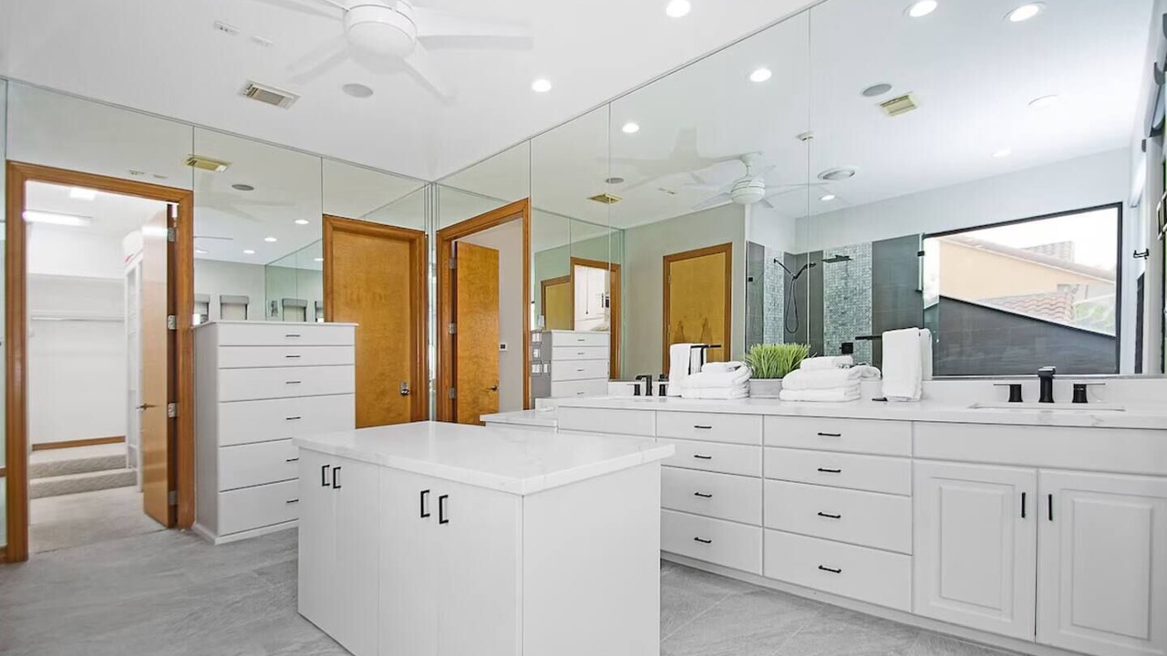 Photo of Bathroom in Clear Lake Shores