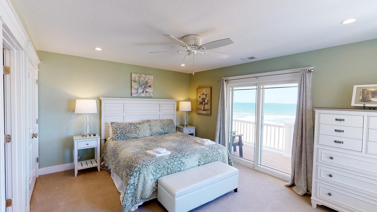 Photo of Bedroom in Sandbridge