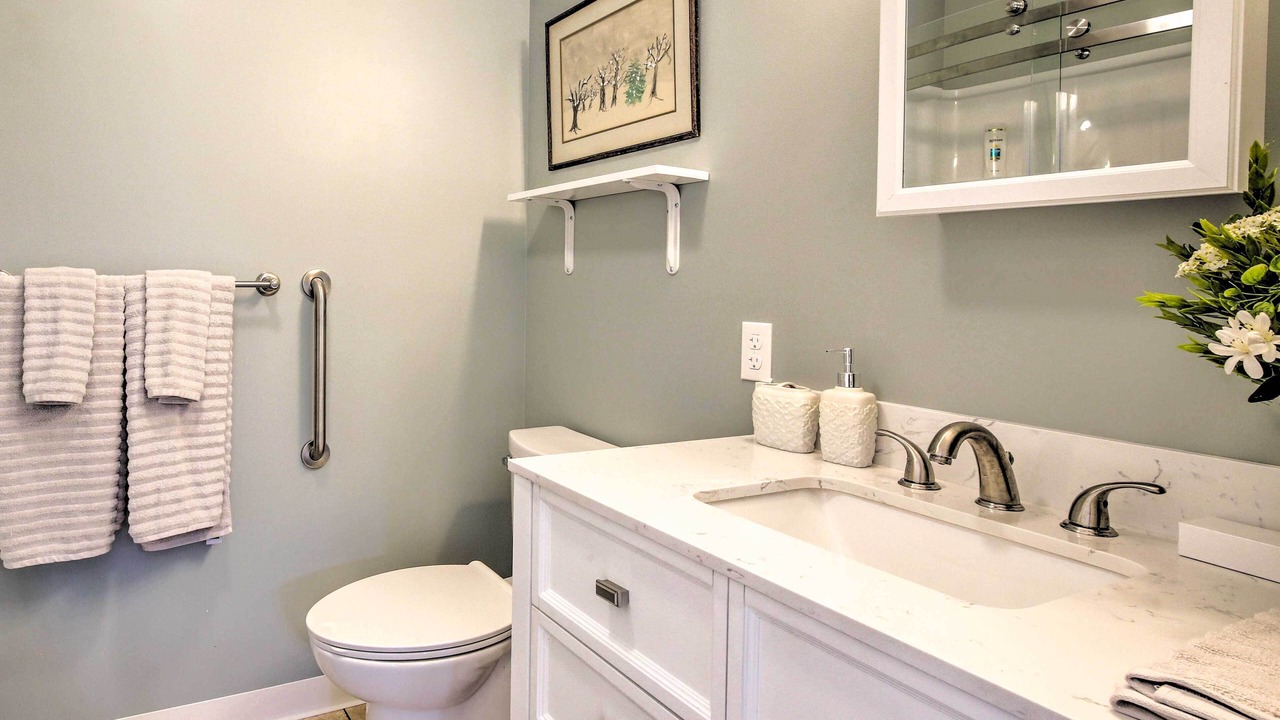 Photo of Bathroom in Hurley