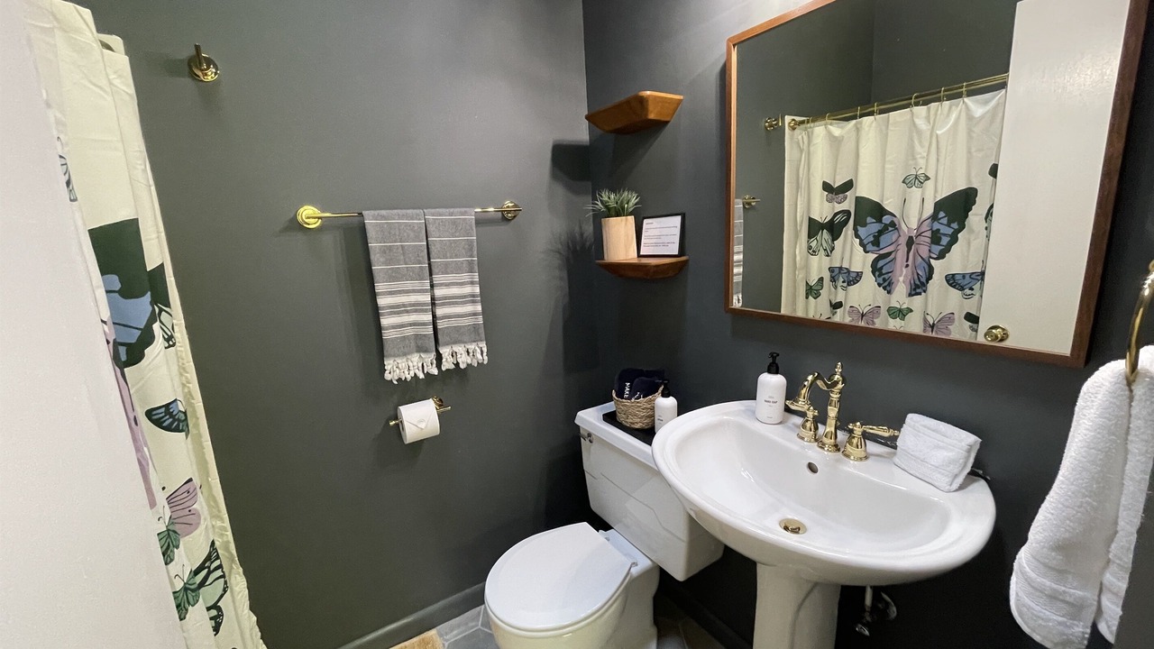 Photo of Bathroom in Berkeley Springs
