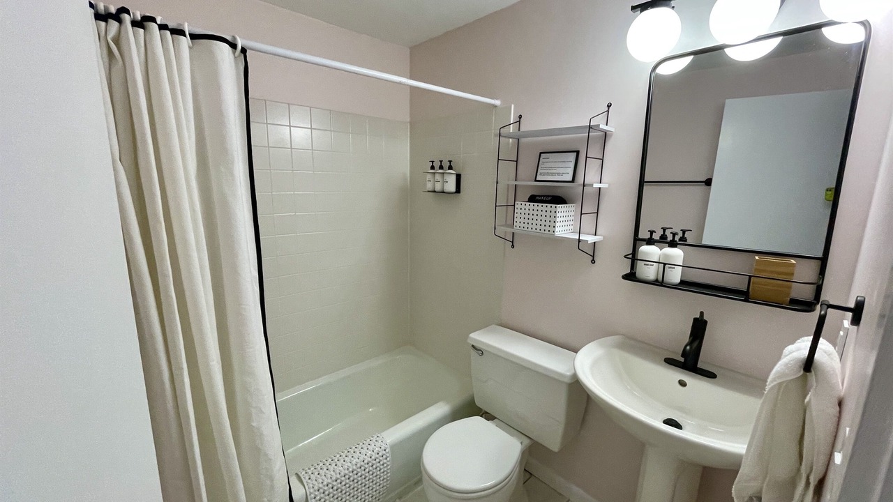 Photo of Bathroom in Berkeley Springs