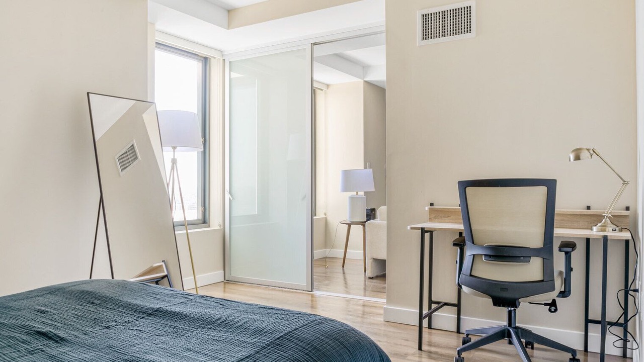 Photo of Bedroom in Theatre District