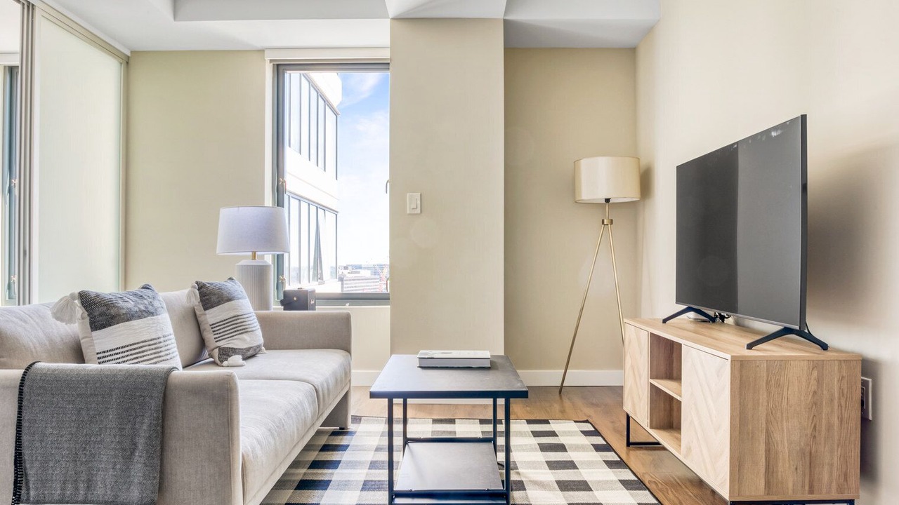 Photo of Livingroom in Theatre District