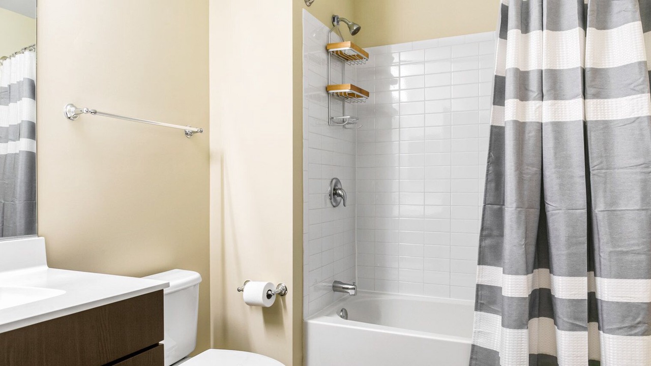 Photo of Bathroom in Theatre District