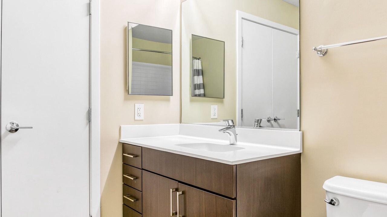 Photo of Bathroom in Theatre District
