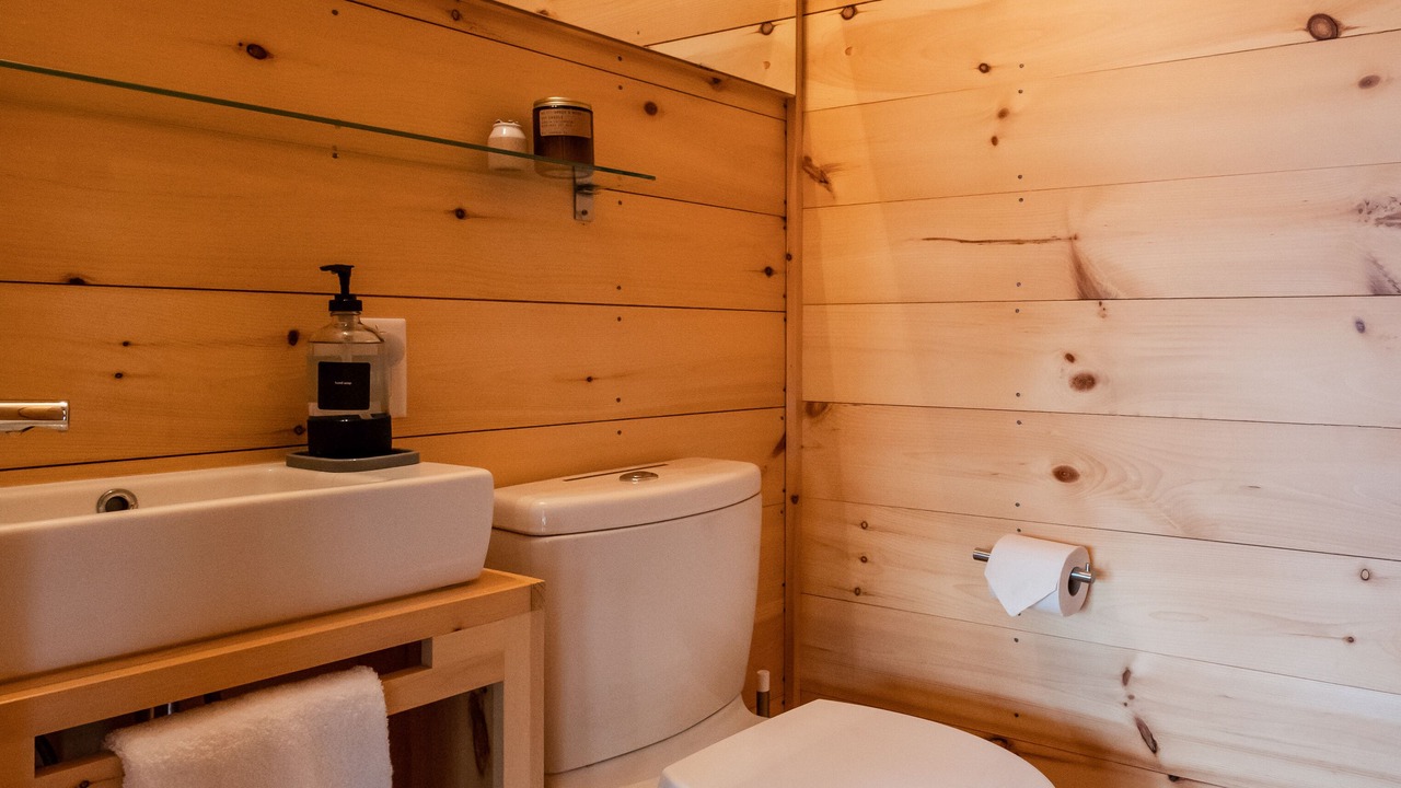 Photo of Bathroom in Chatham