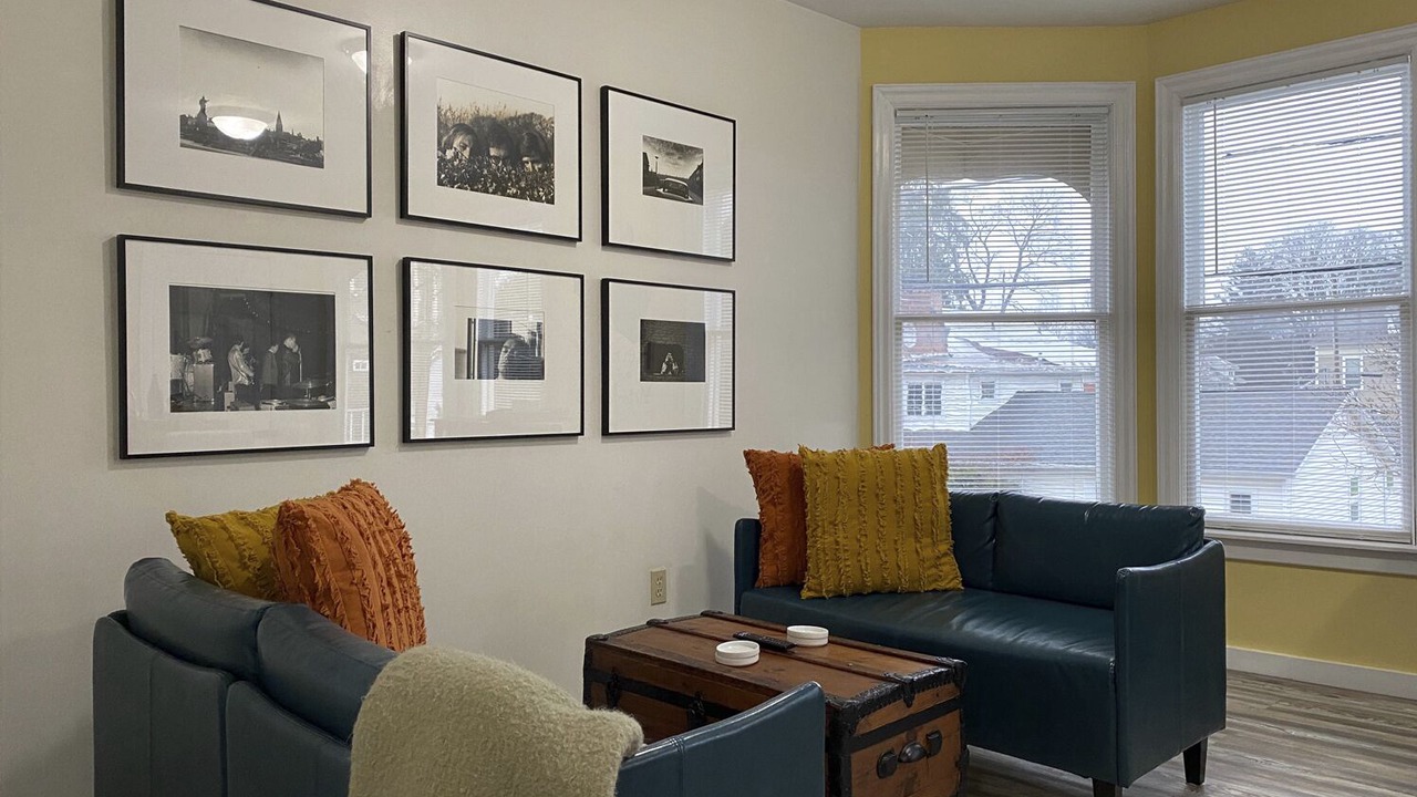 Photo of Livingroom in Glens Falls
