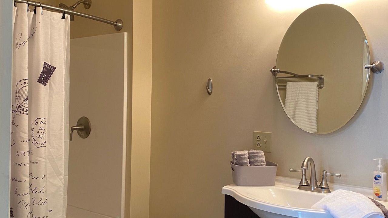 Photo of Bathroom in Glens Falls