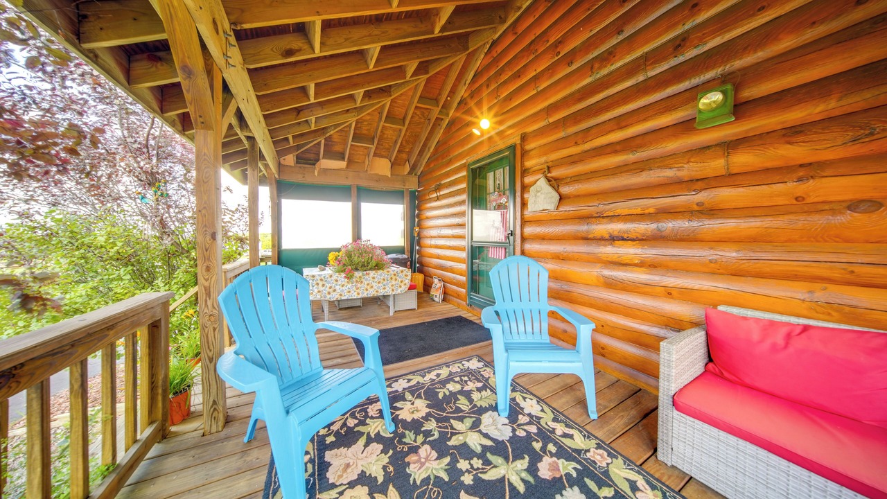 Photo of Patio Balcony in Bemus Point