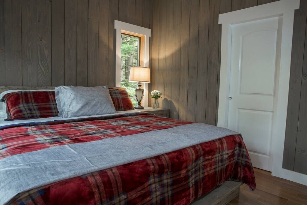 Photo of Bedroom in Victor