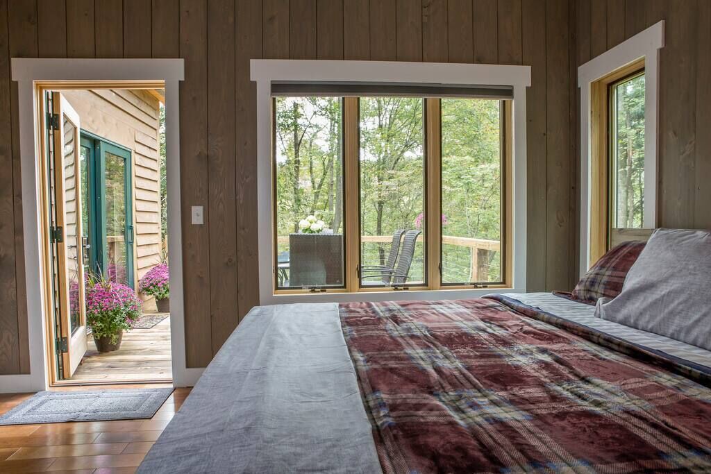 Photo of Bedroom in Victor