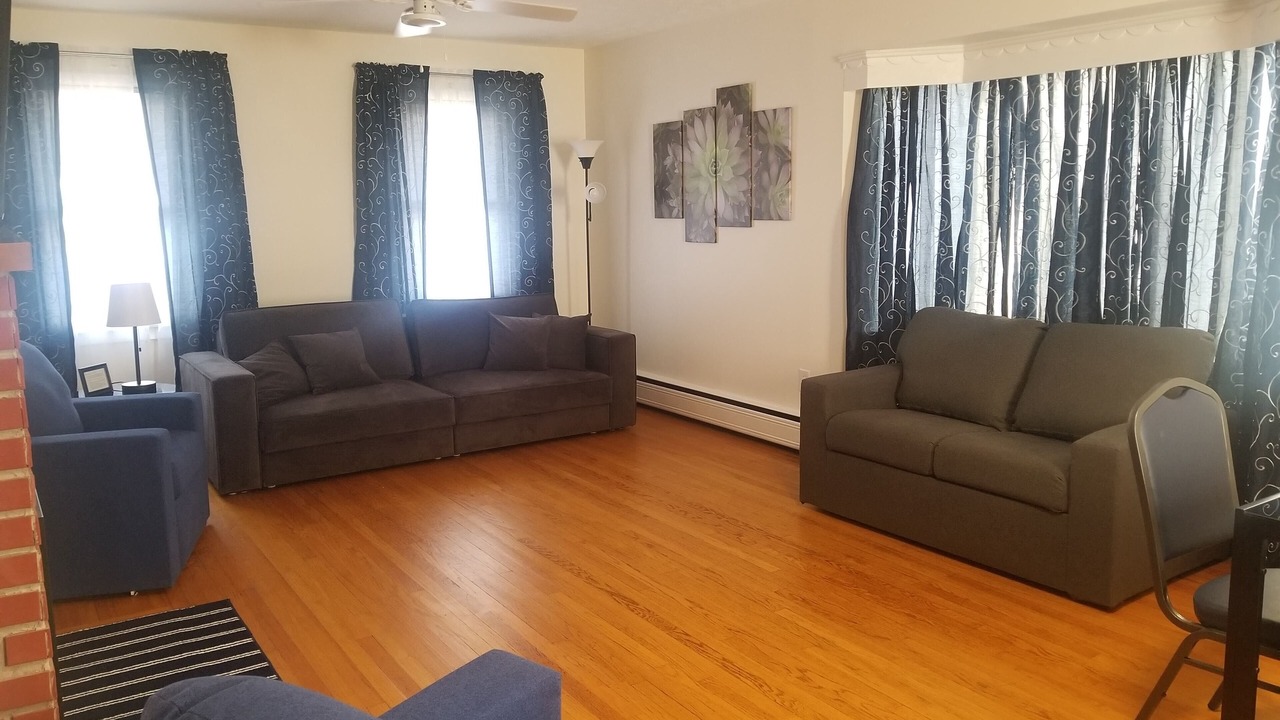 Photo of Livingroom in Keuka Park
